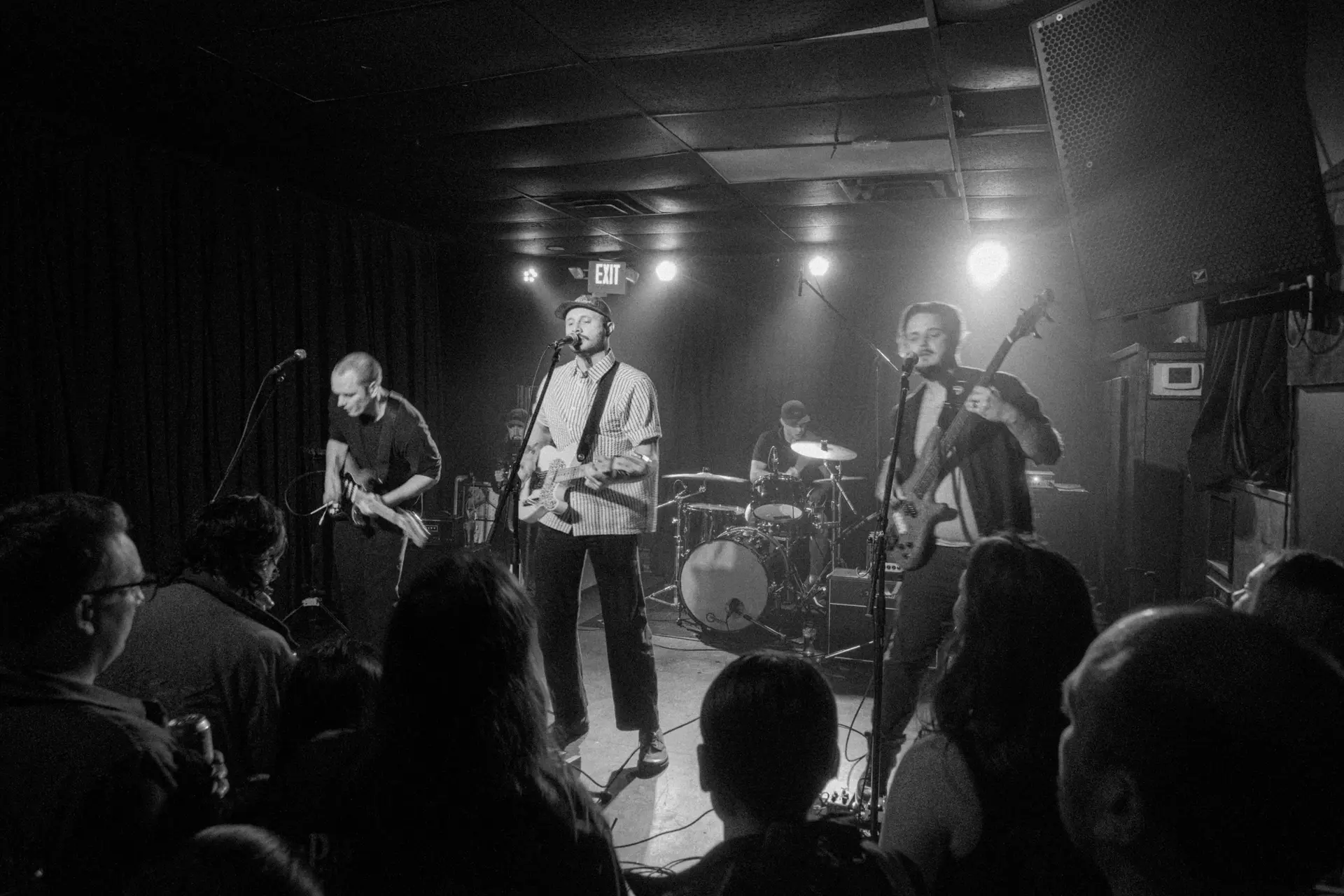 Studio picture of Bland, showcasing the band in a recording environment